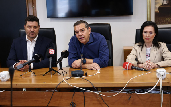 Αλ. Τσίπρας: Να αποτρέψουμε το αντεργατικό σχέδιο Μητσοτάκη για περικοπή του επιδόματος ανεργίας