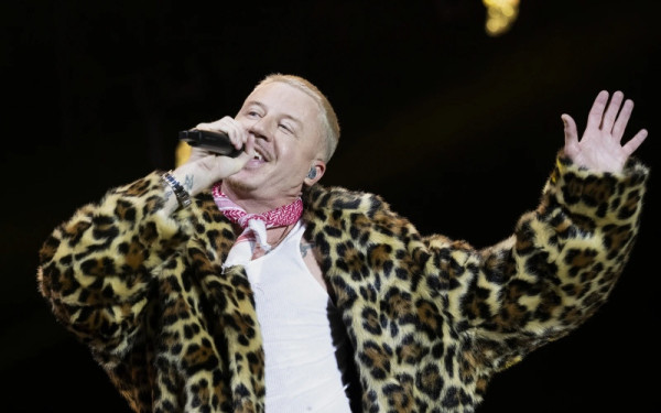 «Free Palestine Tour»: Ο Macklemore ξεκινά σειρά συναυλιών μετά την αποπομπή του από τα shows του Ed Sheeran