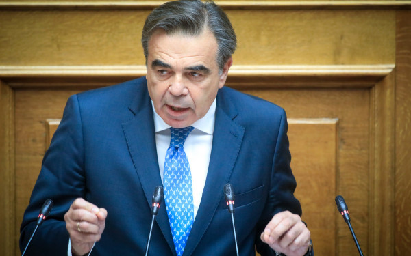 Βουλή - Μ.Σχοινάς: Δεν χρωστάω σε κανέναν, δεν ήρθα στο υπουργείο για να περνάω ύποπτες διατάξεις