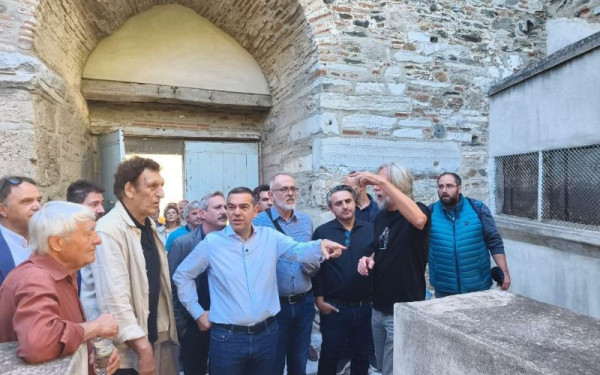 Θεσσαλονίκη: Στο Γεντί Κουλέ ο Αλέξης Τσίπρας - «Ο τόπος αυτός είναι μνημείο μνήμης, όχι πεδίο εκδηλώσεων»