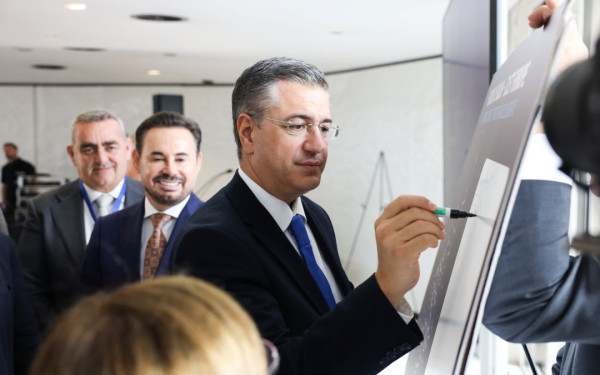 Aπ. Τζιτζικώστας: Υπογράφηκε το στρατηγικό σχέδιο για τον Άξονα Αιγαίου - Μαύρης Θάλασσας