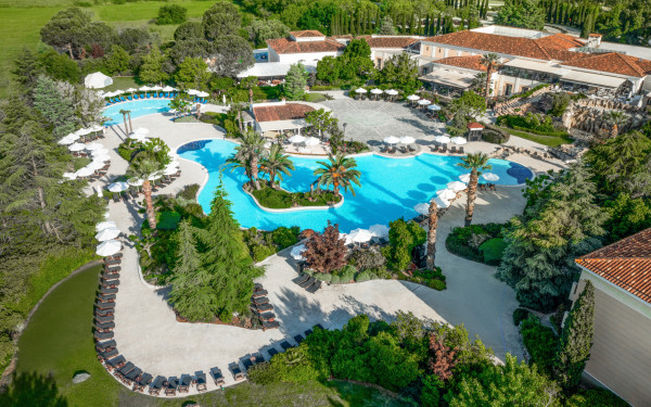 Σπουδαία διεθνής διάκριση για το Hyatt Regency Thessaloniki: Στα Top 10 Resorts της Ελλάδας του Condé Nast Traveler