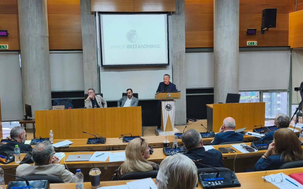 Θεσσαλονίκη: Εξώδικο του Δήμου στην ΤΕΧΑΝ για τα κλειστά σπιτάκια ανακύκλωσης - Πάνω από 3 μήνες απλήρωτοι εργαζόμενοι