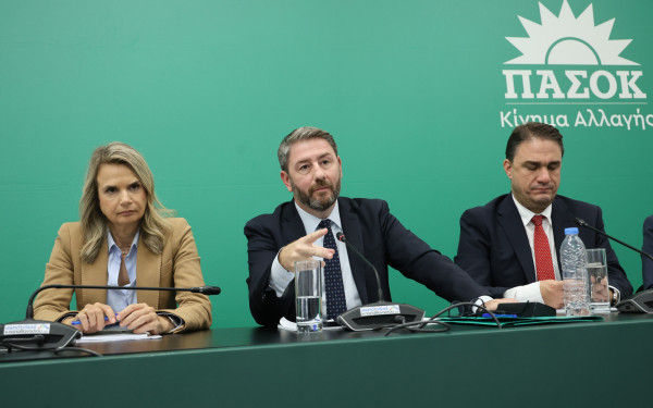 ΠΑΣΟΚ: Πρόταση νόμου για το ιδιωτικό χρέος -  Επαναφορά προστασίας πρώτης κατοικίας και 120 δόσεις