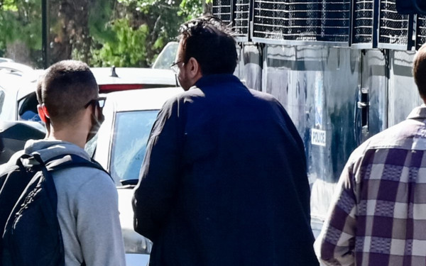 Απάτη σε βάρος του ΕΦΚΑ: Στον ανακριτή σήμερα οι 11 κατηγορούμενοι - Τα 5 εκατ. ευρώ και οι κατηγορίες