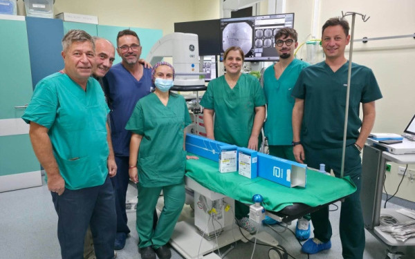 Βηματοδότης χωρίς ηλεκτρόδια για πρώτη φορά στη Βόρεια Ελλάδα - Η πρωτοποριακή εμφύτευση στο νοσοκομείο Παπαγεωργίου
