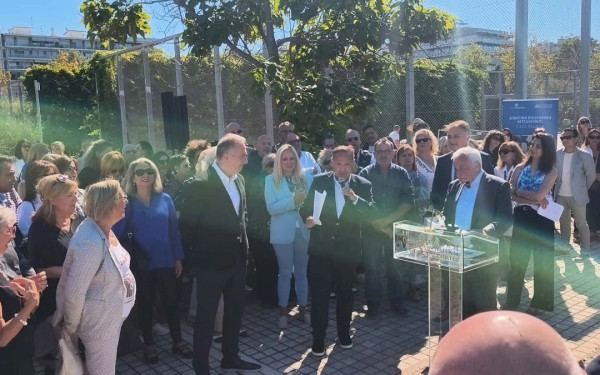 Θεσσαλονίκη: Άνοιξε η Γυάλινη Πινακοθήκη στη Νέα Παραλία - Πλήθος κόσμου στα εγκαίνια (βίντεο)