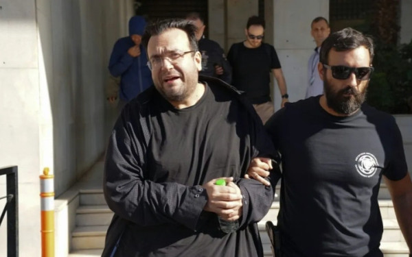 «Είμαι αθώος, είναι σκευωρία»: Ο Φίλιππος Καμπούρης στη ΓΑΔΑ λίγο πριν τη μεταγωγή του στην Ευελπίδων
