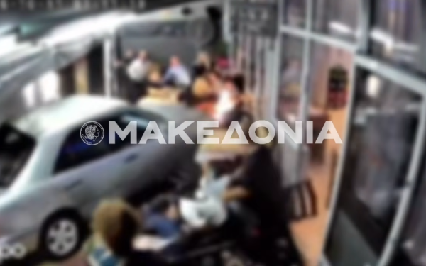 Θεσσαλονίκη: Τριπλάσια από το επιτρεπόμενο όριο η ποσότητα αλκοόλ στο αίμα του οδηγού που έπεσε σε ταβέρνα