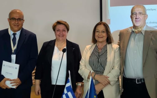 Χρ. Αράπογλου: «ΣπουδάΖΟΥΜΕ Καλαμαριά!» - Υποδοχή πρωτοετών φοιτητών του ΑΠΘ στον Φοίνικα