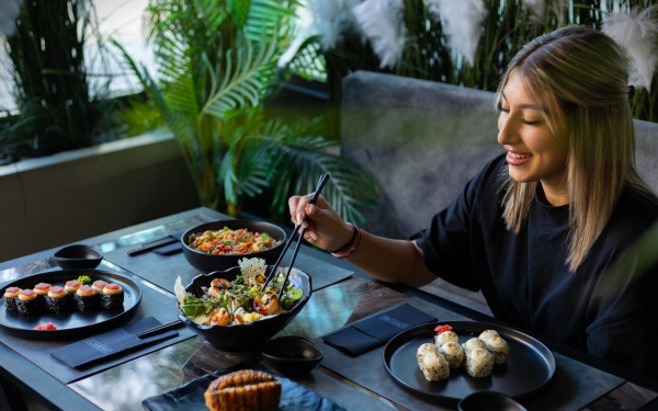 Sushi Box: Η Θέρμη έχει το δικό της sushi spot και η αλήθεια είναι, πως αγαπιέται πολύ!