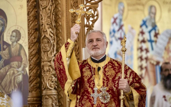 Αρχιεπίσκοπος Αμερικής Ελπιδοφόρος για την δολοφονική επίθεση σε ναό στην Ιορδανία: «Επαίσχυντη τρομοκρατική ενέργεια»