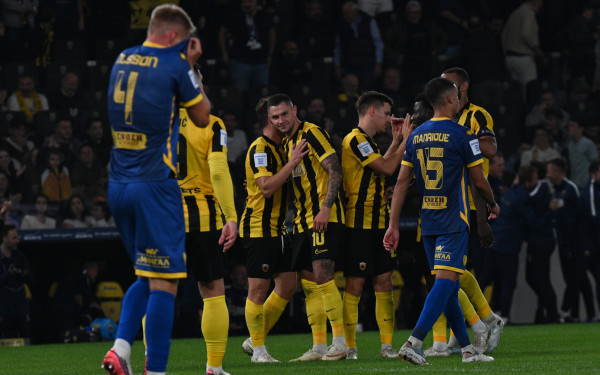 Super League: Πεντάρα η ΑΕΚ, δεν κουνήθηκε φύλλο στην Τρίπολη