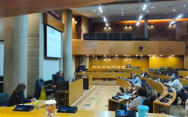 Σπιτάκια ανακύκλωσης: Αντιπαράθεση Τρεμόπουλου - Ζαχαριάδη για τη σύμβαση και το μέλλον των 48 σημείων