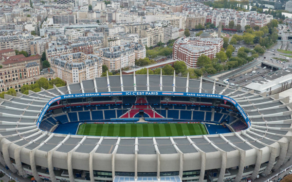 Champions League: Αστυνομικοί ζήτησαν την αναβολή του αγώνα Παρί - Μπαρτσελόνα, «όχι» από την κυβέρνηση