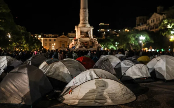 Πορτογαλία: Η στεγαστική κρίση βγάζει χιλιάδες πολίτες στους δρόμους - Επεισόδια και 55 συλλήψεις