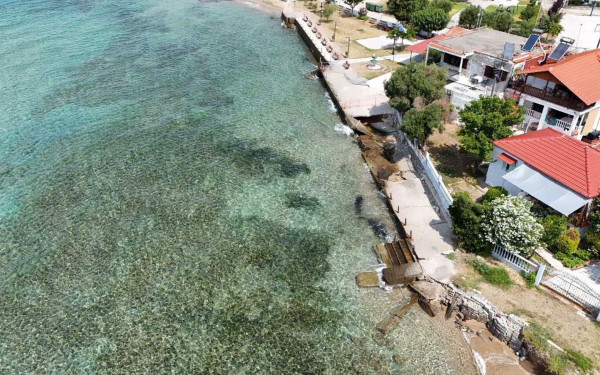 Χαλκιδική: 6 εκατ. ευρώ διεκδικεί ο Δήμος Νέας Προποντίδας για την προστασία των ακτών σε Βεργιά και Σωζόπολη