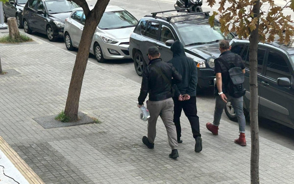 Θεσσαλονίκη: Στη φυλακή ο 22χρονος που φέρεται να προμήθευσε τα ναρκωτικά στην 20χρονη και αυτή πέθανε - Τι υποστήριξε