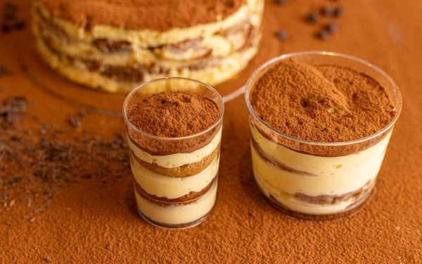 Tiramisù: Η αυθεντική ιταλική συνταγή που έγινε συνώνυμο της απόλαυσης στη Θεσσαλονίκη