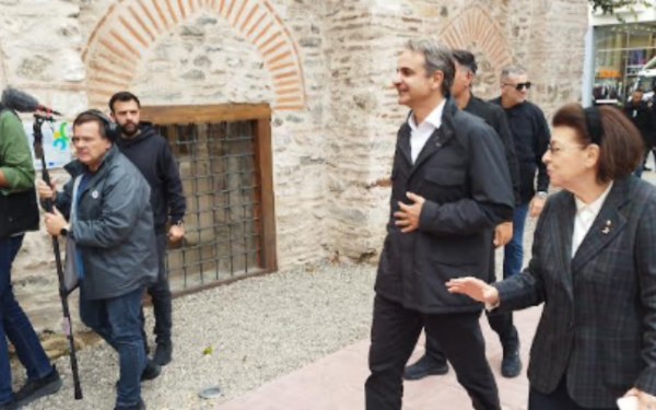 Θεσσαλονίκη - Στο Αλκαζάρ ο Κυριάκος Μητσοτάκης – Ξεναγήθηκε στο τέμενος Χαμζά Μπέη