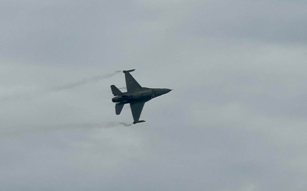 «Σκίζει» τους αιθέρες της Θεσσαλονίκης το F-16 «Ζευς» στις σημερινές δοκιμαστικές πτήσεις εν όψει 28ης Οκτωβρίου (βίντεο)