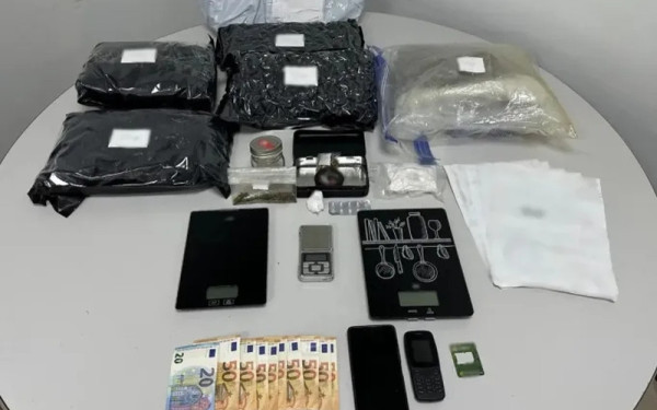 Θεσσαλονίκη: Έλαβε δύο κιλά «αμερικάνικου» skunk μεσω courier - Χειροπέδες σε 38χρονο με βαρύ παρελθόν
