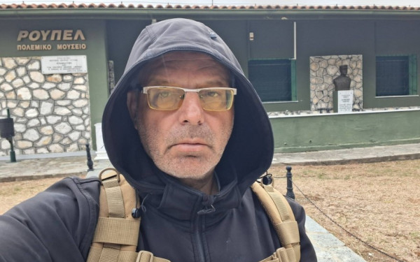 Θεσσαλονίκη: Γενικός χειρουργός έτρεξε 517 χλμ στα ίχνη της Γραμμής Μεταξά