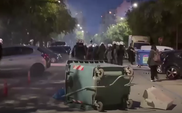 Θεσσαλονίκη: Νέα ένταση και επεισόδια στο κέντρο - Χημικά και οδοφράγματα στην Ολύμπου