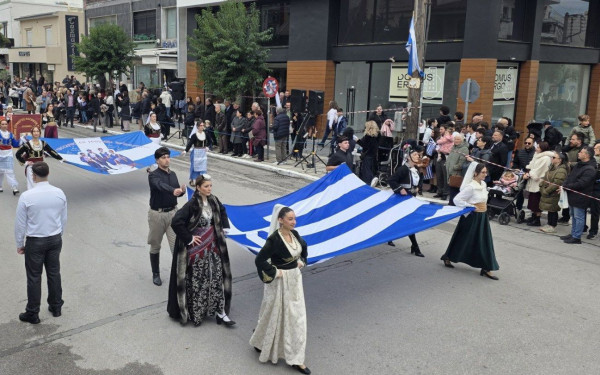 Θεσσαλονίκη: Δύο παρελάσεις και αποκαλυπτήρια μνημείου για τους πεσόντες στο αλβανικό μέτωπο στον Δήμο Κορδελιού-Ευόσμου