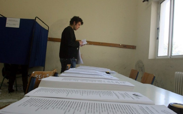 Δημοσκόπηση Pulse: Στο 6,5% η διαφορά της ΝΔ από το ΣΥΡΙΖΑ - Πώς κατανέμονται οι έδρες 