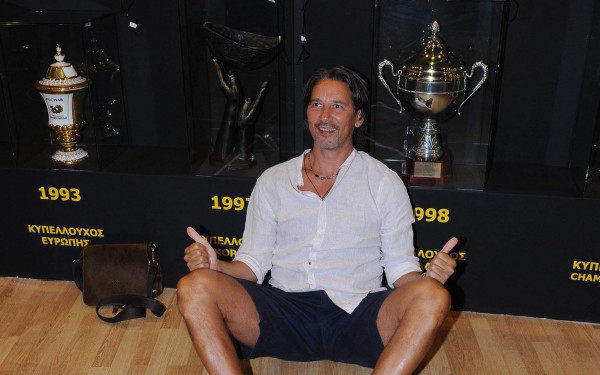 Είναι τρελός ο Ιταλός (video)