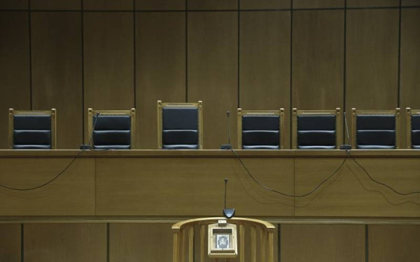 Θεσσαλονίκη: Κάθειρξη 12 ετών για τη γυναίκα της συμμορίας με τις τηλεφωνικές απάτες