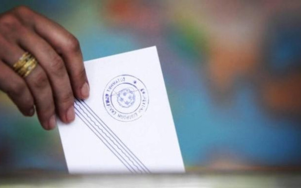 Δημοσκόπηση Pulse: Στο 33% η ΝΔ, δεύτερος με 15% ο ΣΥΡΙΖΑ - Νέες απώλειες για το ΠΑΣΟΚ (βίντεο)