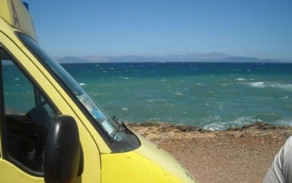 ΠΟΕΔΗΝ: Ένα ασθενοφόρο καλύπτει 12 νησιά - Τι γίνεται αν το χρειαστούν δύο περιπτώσεις ταυτόχρονα