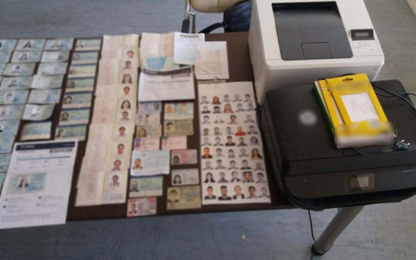 Εξαρθρώθηκε εγκληματική οργάνωση που τύπωνε πλαστά διαβατήρια - Πάνω από 400.000 τα «κέρδη»