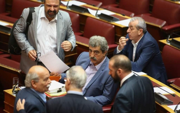 Αίρεται η βουλευτική ασυλία Πολάκη -Αποχώρησε από την Ολομέλεια η ΚΟ του ΣΥΡΙΖΑ