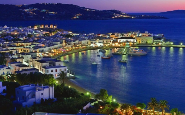 Μύκονος: 27χρονος «έβγαλε» πάνω από 450.000 ευρώ σε 1 μήνα κλέβοντας σπίτια στο νησί