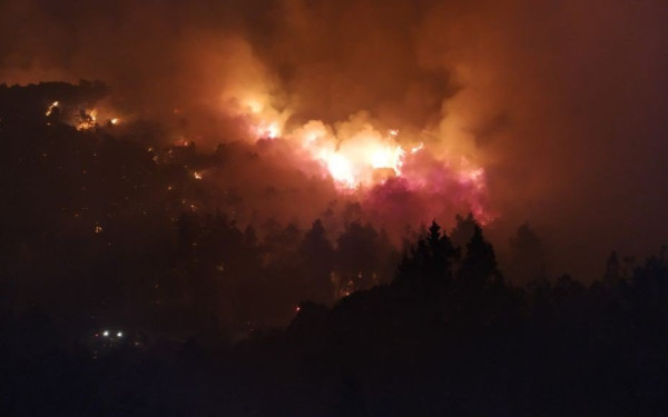 Μεγάλη πυρκαγιά σε αποθήκη σε επαρχία της Μόσχας 