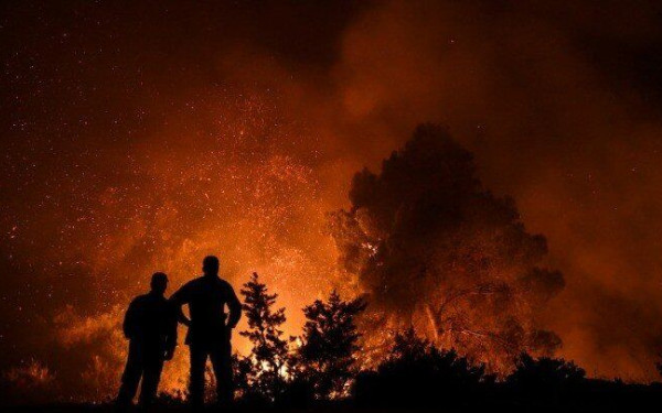Ατέλειωτο μαύρο τοπίο στην Κεντρική Εύβοια