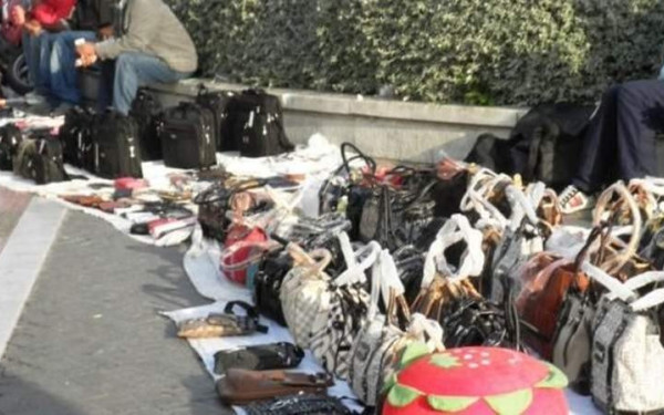 Θεσσαλονίκη: Κατασχέθηκαν 702 προϊόντα «μαϊμού» σε μία εβδομάδα - Πέντε συλλήψεις