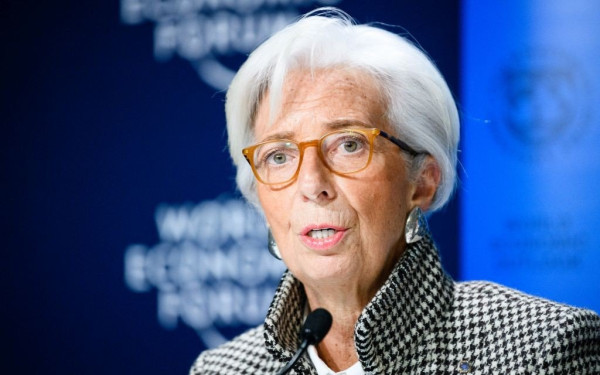 Λαγκάρντ: Η πράσινη μετάβαση των οικονομιών θα συμβάλει στην αναχαίτιση των τιμών της ενέργειας