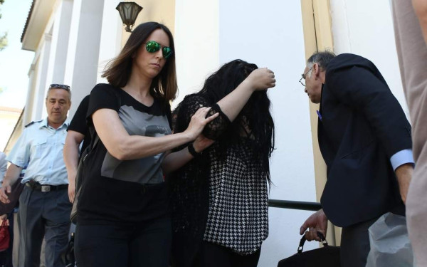 Απολογείται για τη δολοφονία του νεογέννητου μωρού της η 20χρονη από την Πετρούπολη