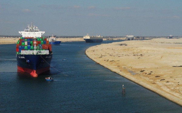 Ερυθρά απειλή: Αν κλείσει το Σουέζ «παίρνουν φωτιά» τρόφιμα, πετρέλαιο και φυσικό αέριο