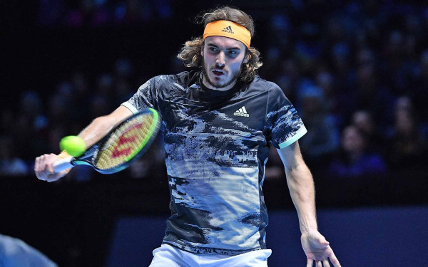 Σε δημοπρασία η ρακέτα του Τσιτσιπά από τον θρίαμβό του στο ATP Finals