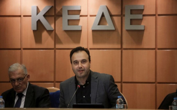 ΚΕΔΕ: Να καταθέσουν όλοι οι δήμαρχοι το 50% των αποδοχών τους στη μάχη εναντίον του κορονοϊού, προτείνει ο Δ. Παπαστεργίου