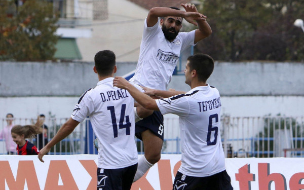 Football League: Οσμή σκανδάλου με τη μεταβίβαση των μετοχών των Τρικάλων