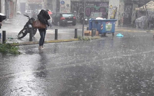 Νέο έκτακτο δελτίο επιδείνωσης καιρού - Πού θα χτυπήσει η κακοκαιρία τις επόμενες ώρες