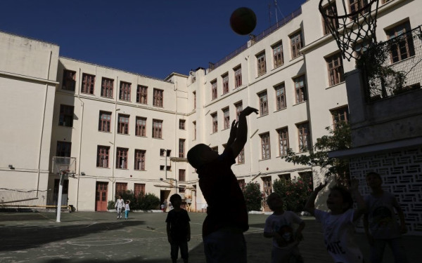 Σχολεία: Χωρίς μαθήματα αλλά με... απουσίες την Παρασκευή