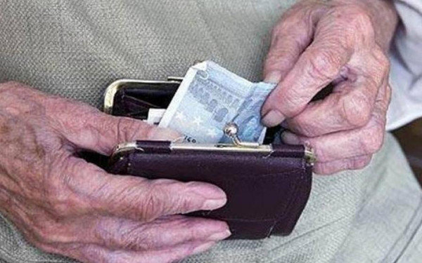 Πολυμελής οικογένεια-«σπείρα» Ρομά εξαπατούσε ηλικιωμένους - Πάνω από 290.000 ευρώ η λεία της