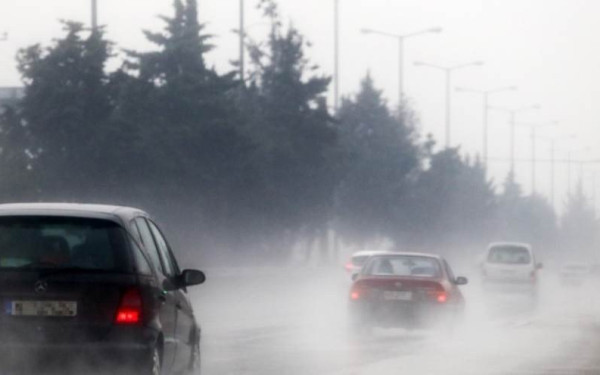 Σε κλοιό κακοκαιρίας η χώρα - Προειδοποίηση για επικίνδυνα καιρικά φαινόμενα σε Ανατολική Μακεδονία και Θράκη (βίντεο, φωτ.)
